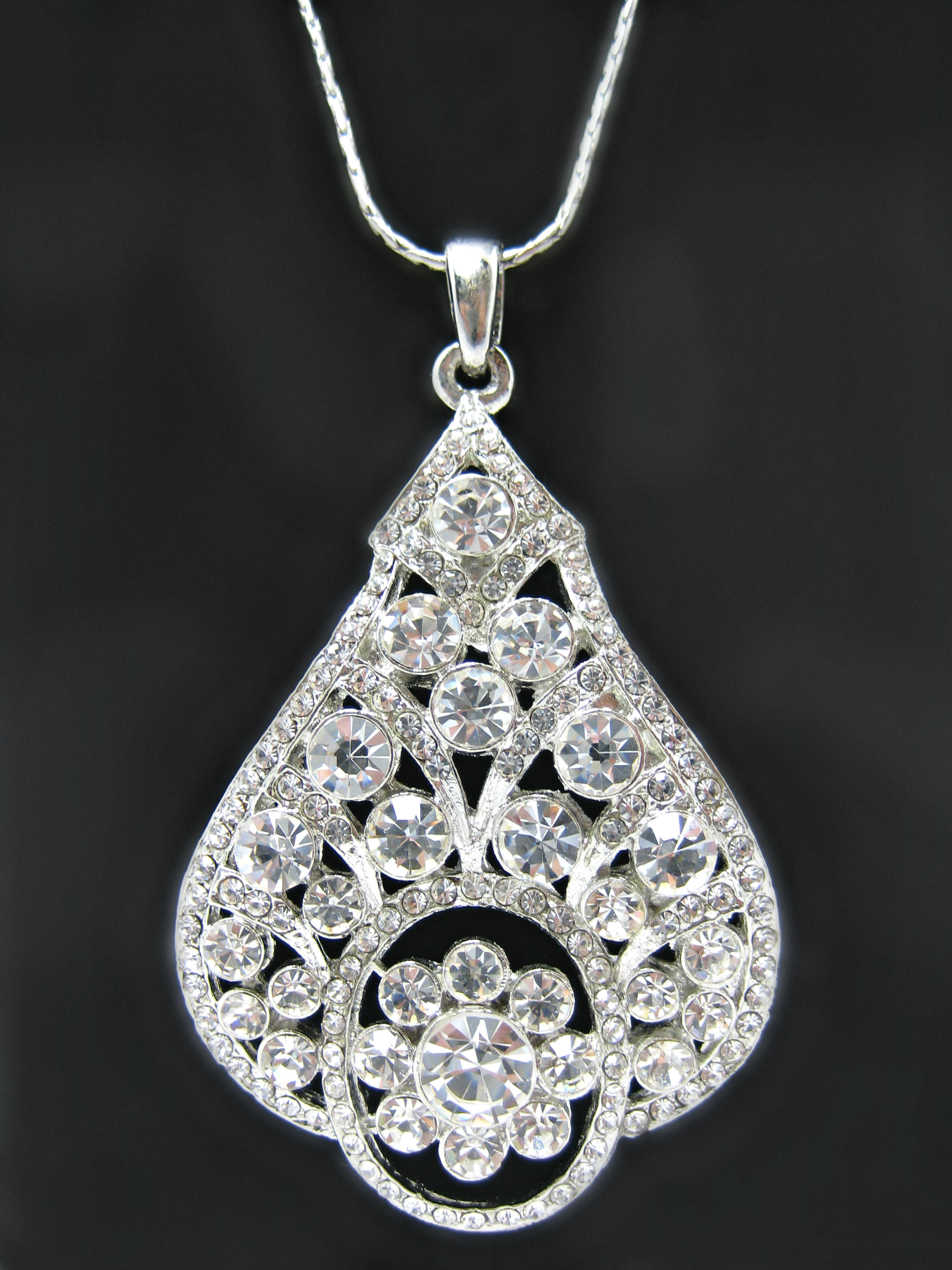 Beautiful Crystal Rhinestone Pendant And Earrings Silver Set on Luulla